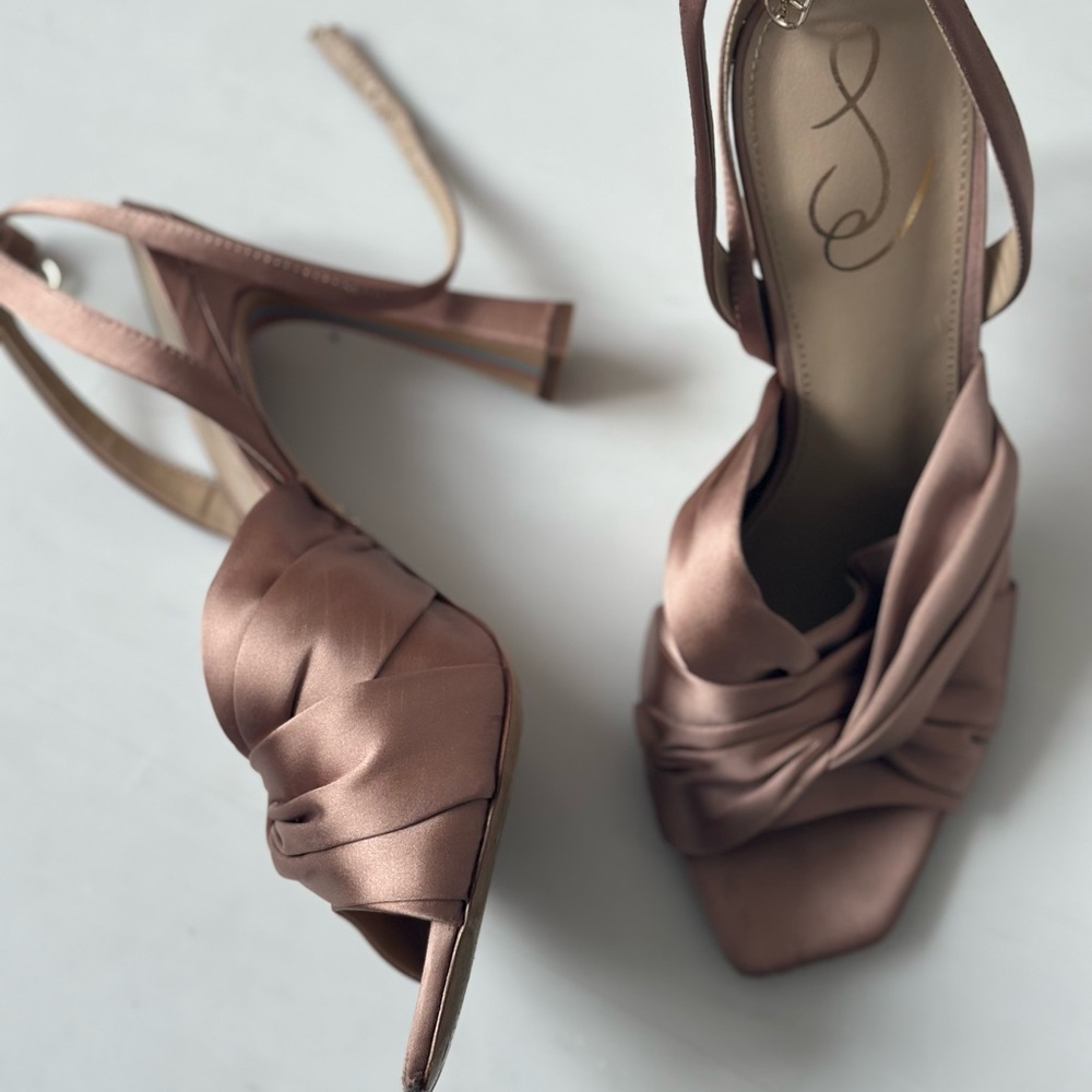 Beautiful Sam Edelman Satin Strappy Heels 8.5 pink lavender Gorgeous!
